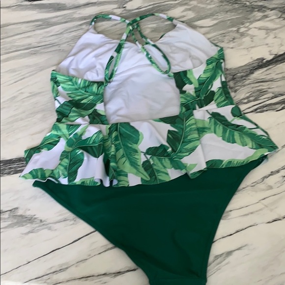 NWOT One Piece Women’s Medium Bathing Suit 🩱 - Picture 13 of 16